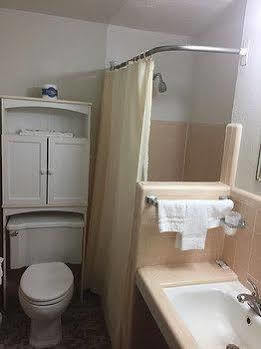 Guthrie Townhouse Motel المظهر الخارجي الصورة